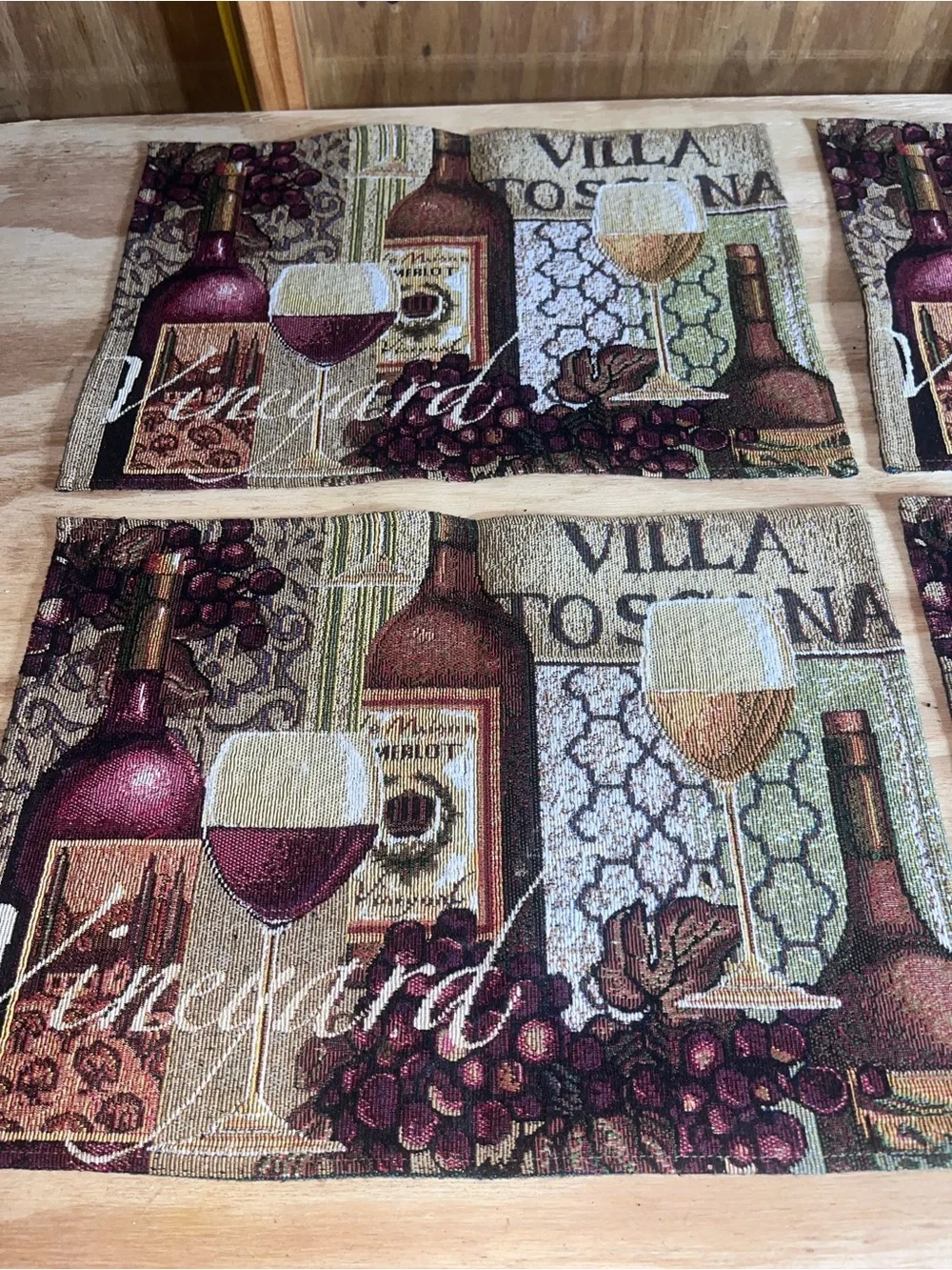 Vineyard Wine Glass Decorative Placemat Set - Beige and Burgundy